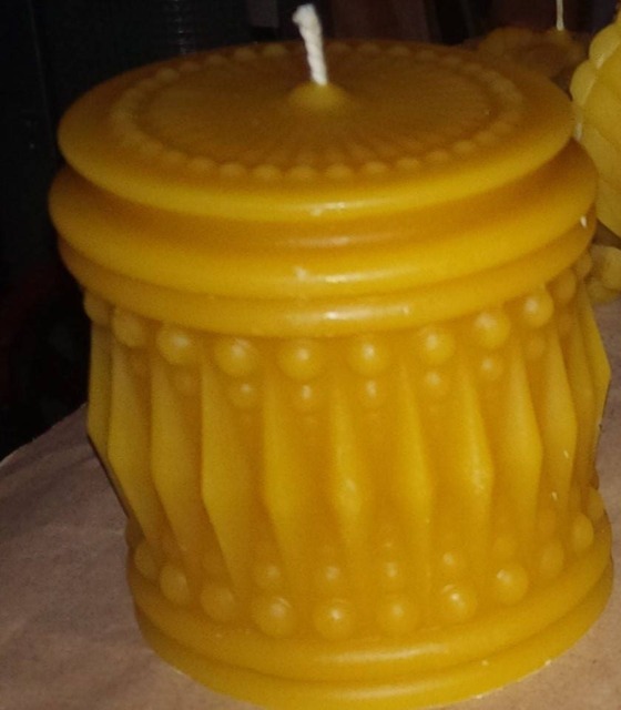 Pure Honeybee Wax Cleaner Burning Than Paraffin Candles & 100 % Solid