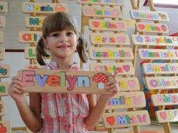Evelyn + Free Engraving Message - thumbnail 1