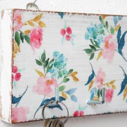 Boho Floral Key Rack, White Distressed Wood, Wall Decor - thumbnail 2