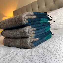 Hand-Loomed Yak Wool Throw Blanket Cosy Travel Wrap Travel/Camping Warp Home Accessories Ideal Gift Fairly Traded From Nepal M21/B3 - thumbnail 3
