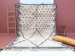 Custom Beni Ouarain Rug Handmade Moroccan Wool Carpet - thumbnail 1