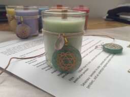 Heart Chakra Meditation Candle - thumbnail 1