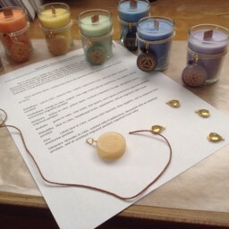 Heart Chakra Meditation Candle - thumbnail 4