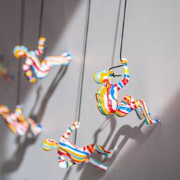 5 Piece Climbing Sculpture Wall Art Gift Mountain Climber Rock Man Contemporary Artwork Resin Decor Position Mixed Lines - thumbnail 3