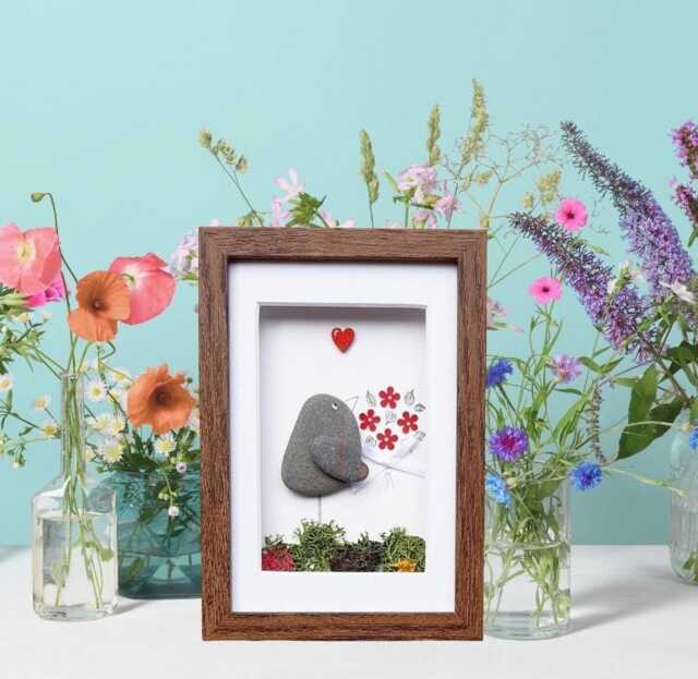 Love You Mum, Mother's Day Pebble Picture, Mother Gift, Present For Mom, Framed Birthday Present, Mom Pebble Gift Mum - image 1