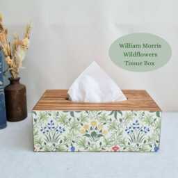 William Morris Bluebells Tissue Cover Box, Luxury Pine, Floral Wildflowers Design, Hand Decorated - thumbnail 3