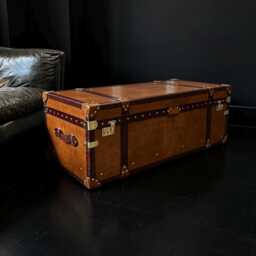 Handmade English Leather Storage Trunk Coffee Table With Brass Hardware - 100x50x40cm - thumbnail 4