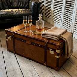 Handmade English Leather Storage Trunk Coffee Table With Brass Hardware - 100x50x40cm - thumbnail 3