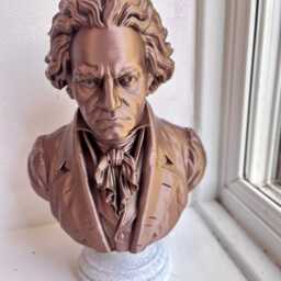 Ludwig Van Beethoven Bust - Bronze Effect Sculpture On White Stone Base - thumbnail 2