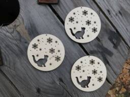 Snowflake Cat Wooden Christmas Bauble Natural Birch Ornament - thumbnail 1