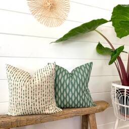 One Scott Living Pillow Cover, Dark Green Medallion Pillow, Decorative Throw Pillow, Hunters Accent - thumbnail 2