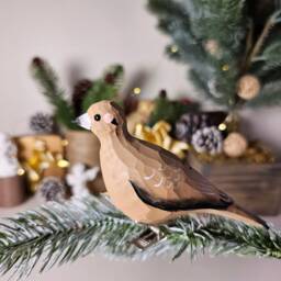 Handcrafted Clip-On Bird Ornaments Vibrant Christmas Tree Decor - thumbnail 3