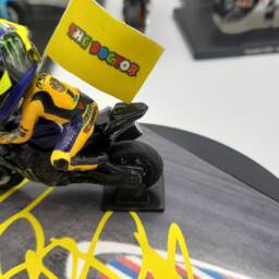 Handmade Moto-Gp Rider Figure Bike Base - Artwork Biker Gift Xmas Christmas - thumbnail 3