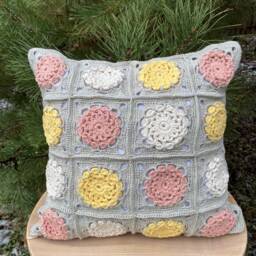 style Crochet Pillow Granny Square New Home Gift - thumbnail 2