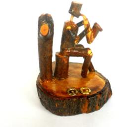 Natural Wood Carving Sculpture Saxophone Player Handmade Feclaimed Rustic Eco-Friendly Pencil Pen Holder Art Gift - thumbnail 4