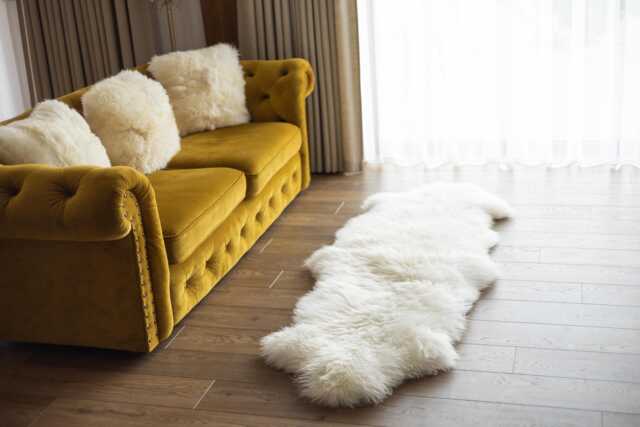 On Sale Exclusive Genuine Natural Sheepskin/Lambskin Rug, Pelt, Soft Long Fur Xxl Large Super - Double Creamy White - image 1