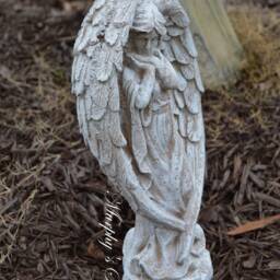 Vintage Style Angel Solid Concrete Hand Painted Garden Memorial Weathered Finish - thumbnail 4