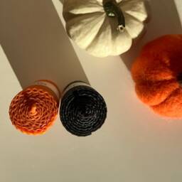 Halloween Beeswax Pillar Candles - Hand-Rolled Wide Candles Black & Orange Candle Set 100% Pure Honeycomb Decor - thumbnail 4