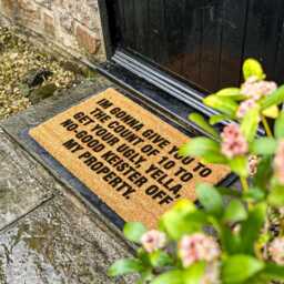 I'm Gonna Give You To The Count Of 10, Get Off My Property, Home Alone Doormat, Funny Leaving Gift For Mum - thumbnail 2