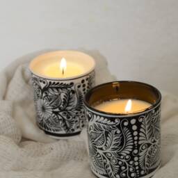Hand-Painted Soy Candle Artisan Floral Vessel, Essential Oils - 10Oz, 40-60 Hour Burn - thumbnail 2