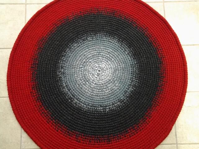 Handmade Wool Round Rug Modern Crochet Carpet, Custom Colors - image 1