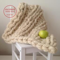 Baby Chunky Merino Wool Blanket Prop Newborn Photo Super Bulky Giant Jumbo Yarn Arm Knit Throw Posing Layer 20x24 Inch 50x60 cm Ivory White