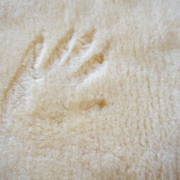 Medical Sheepskin Mattress Pad - Super Soft Wool Underlay, Arthritis Pain Relief - thumbnail 4