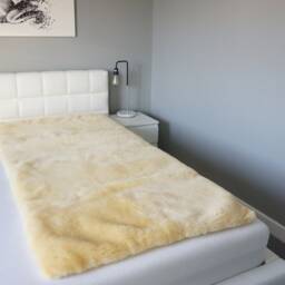 Medical Sheepskin Mattress Pad - Super Soft Wool Underlay, Arthritis Pain Relief - thumbnail 3