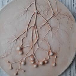 Wild Garden Botanical Bas-Relief Maiden Grapes Round Plaster Cast Decorative Ceramic Flower Tile Plaster Wall Art Wall Decor For Hall - thumbnail 3