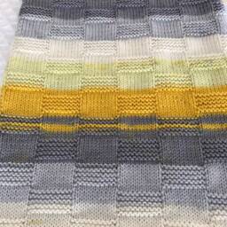 Knitted Baby Blanket - thumbnail 3