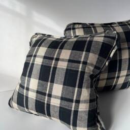 Plaid Wool Throw Pillow - Vintage Virgin Wool, Piped Edge, 18 - thumbnail 2