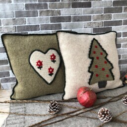 Handmade Christmas Tree Pillow Cover Crochet Wool Holiday Decor - thumbnail 3