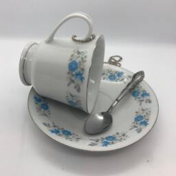 Teacup Bird Or Butterfly Feeder - thumbnail 3