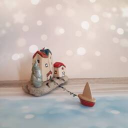 Small Ceramics & Driftwood Sculpture, Unique Art Object Of A Small Village With Clay Houses Sail Boat On - thumbnail 3