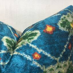 Handwoven Silk Ikat Pillow Cover, Teal Accent - 20x20 - thumbnail 2