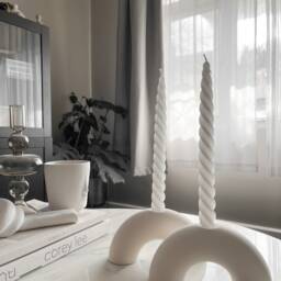 Minimalist White Arch Candle Holder - Modern Sculptural Candlestick, Nordic Home Decor - thumbnail 2