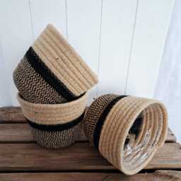 Basket Planter in Natural With Black Stripe - Plastic Lined - thumbnail 3