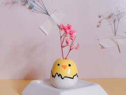 Cute Tiny Chick Vase/Handshaped & Handpainted Bud Art For Home Funky Decor Perfectly Imperfect Pieces Cute Baby Chick Gift - thumbnail 1