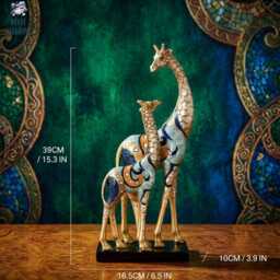 Tall Resin Giraffe Sculpture African Wildlife Figurine - Living Room Wine Cabinet Decor Animal Statue Housewarming Moving Gift - thumbnail 3