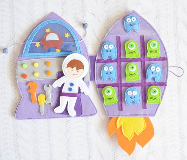 Felt Rocket Quiet Book Montessori Baby Toy, Tic Tac Toe Game - image 1