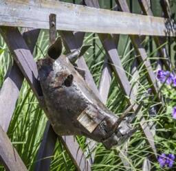 Handcrafted Recycled Metal Warthog Head. Outdoor Hanging Sculpture. Safari - thumbnail 1