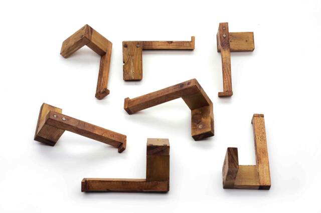 Wooden Toilet Roll Holder - image 1