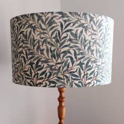 William Morris Green Willow Bough Lampshade - thumbnail 1