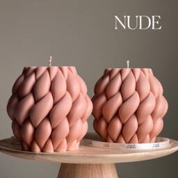 Large Swirl Knot Soy Candle - Trendy Minimalist Pillar - thumbnail 2