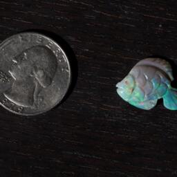 Opal Green Pink Flashing Fire Fish Carving - 4.28 Cts - thumbnail 4