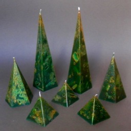 Christmas Candles, Candles Handmade, Beautiful Red & Green Pyramid Decorated With Gold Glitter - thumbnail 4