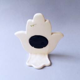 Hamsa Clock, Table Desk White Ceramic Shelf Retro Style Clock, Vintage Blue Flowers Hamsa, Handmade - thumbnail 4