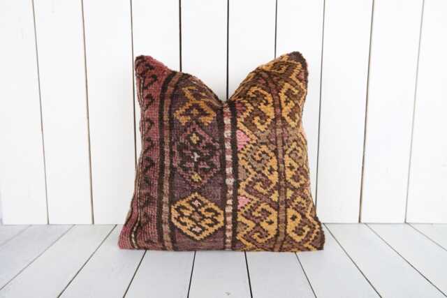 Kilim Pillow Cover Bohemian Chic Wool Accent Pillow, 16x16 - image 1