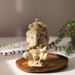 Ganesha Candle, White Beeswax Lord Ganesh God Meditation Decor, Yoga & Candle Decor - thumbnail 2