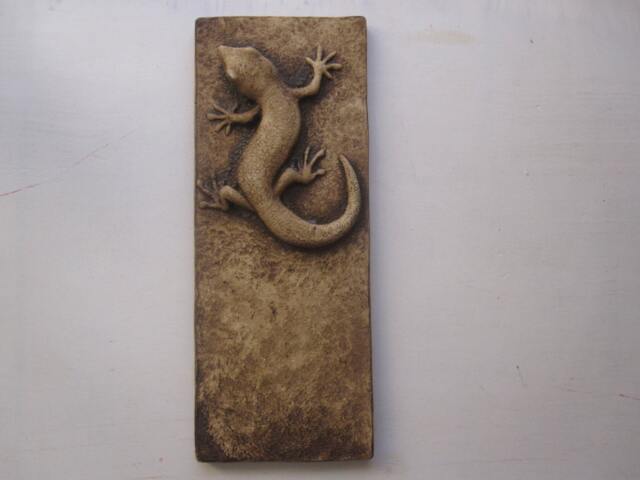 Gecko Wall Art Tile - image 1